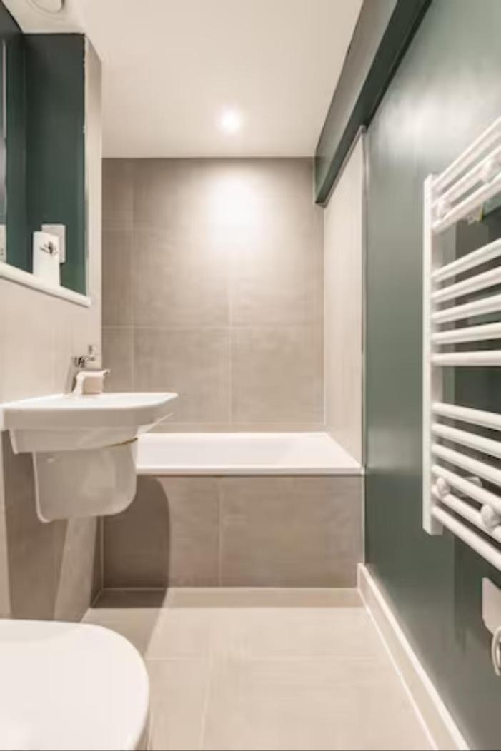 Two Bedrooms Exquisite En-Suite Apartment Deansgate مانشستر المظهر الخارجي الصورة